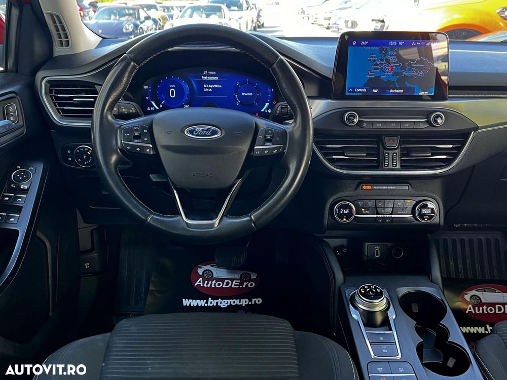 FORD Focus 2020 — imagine 35