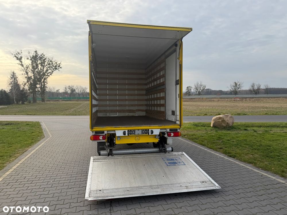 Mercedes-Benz Sprinter - 5