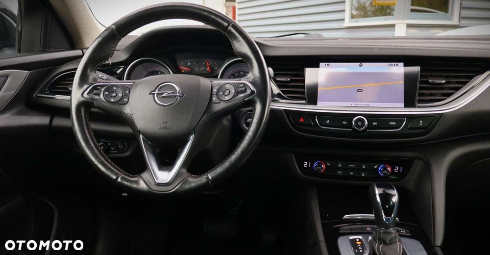 Opel Insignia - 13