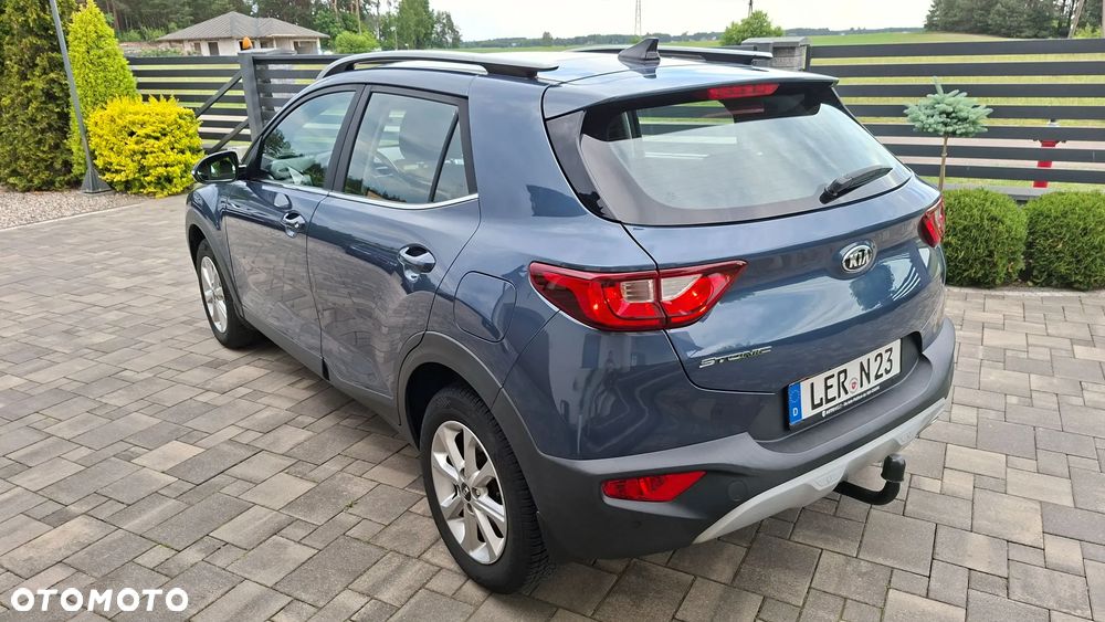 Kia Stonic - 4