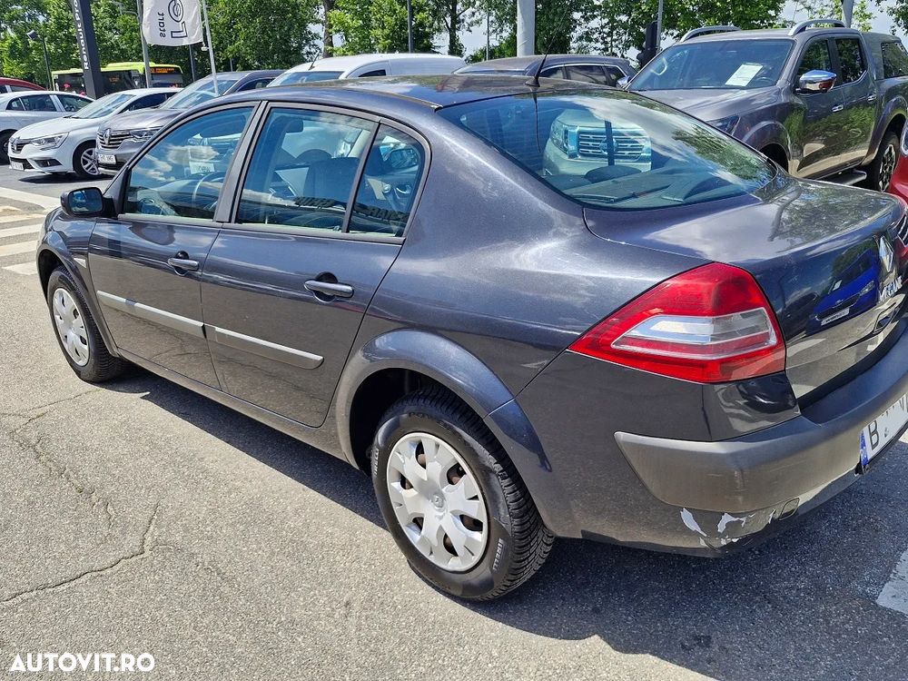 Renault Megane 1.6 16V Authentique - 6