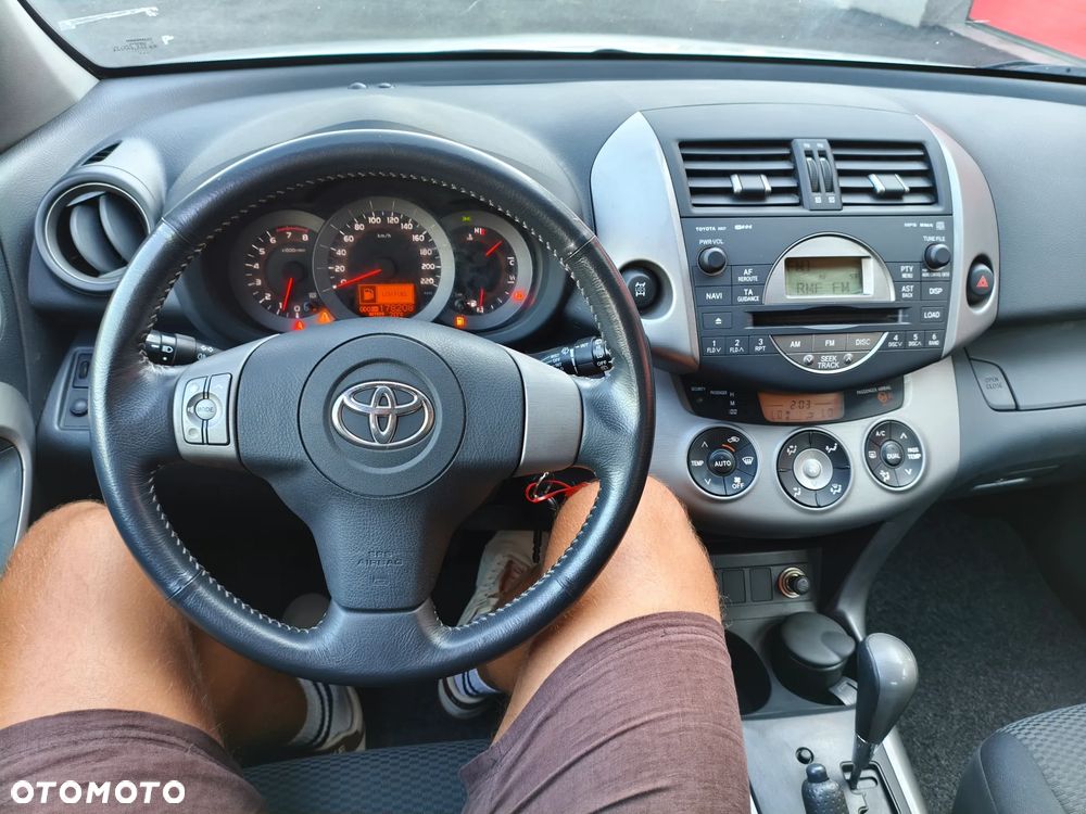 Toyota RAV4 2.0 4x4 Automatik Sol - 22