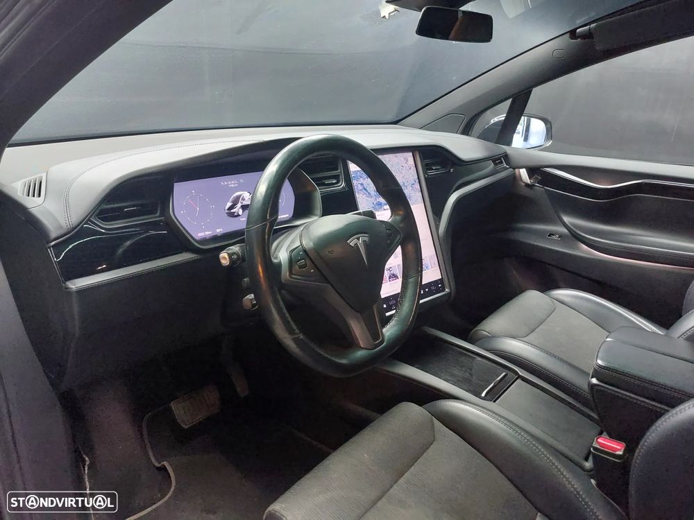 Tesla Model X 75D AWD - 8