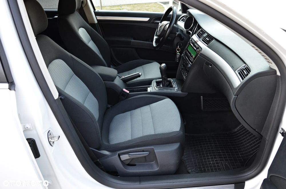 Skoda Superb 2.0 TDI Comfort - 37