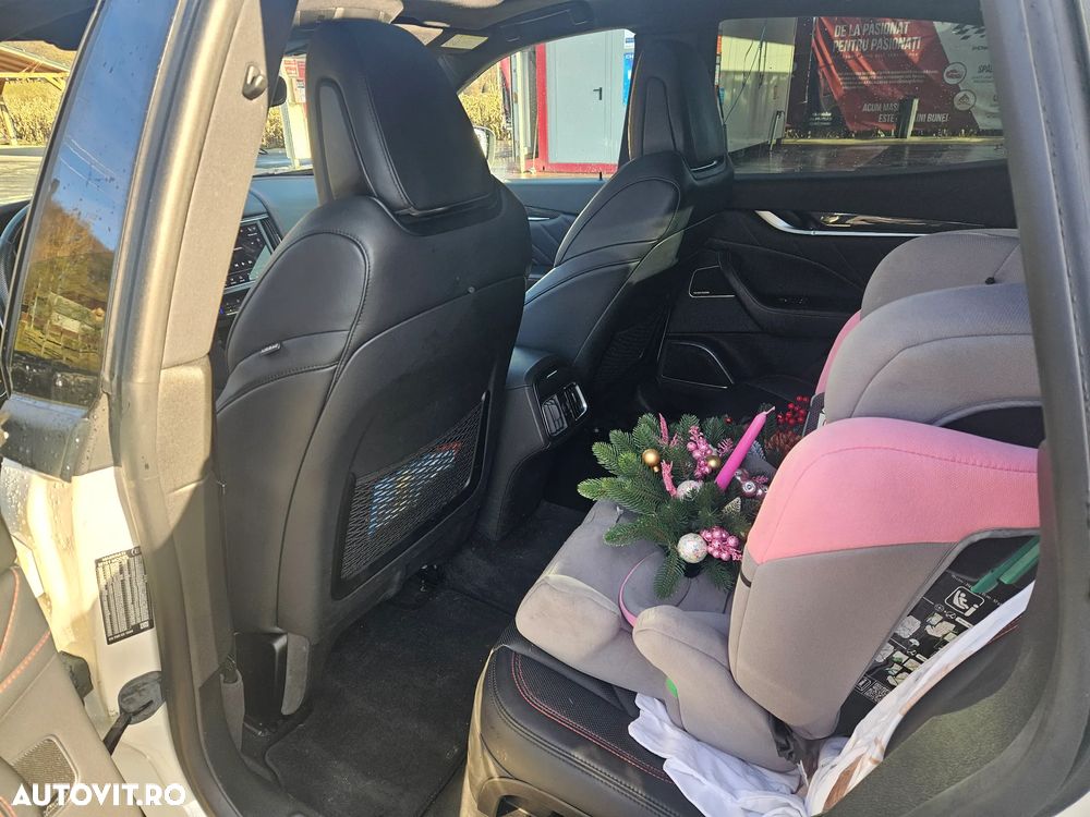 Maserati Levante S Q4 GranSport - 12