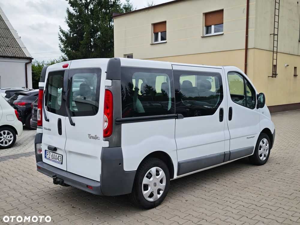 Renault Trafic L1H1 Passenger Lux - 20