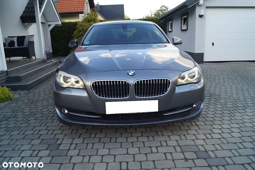 BMW Seria 5 520d Efficient Dynamics Edition - 15