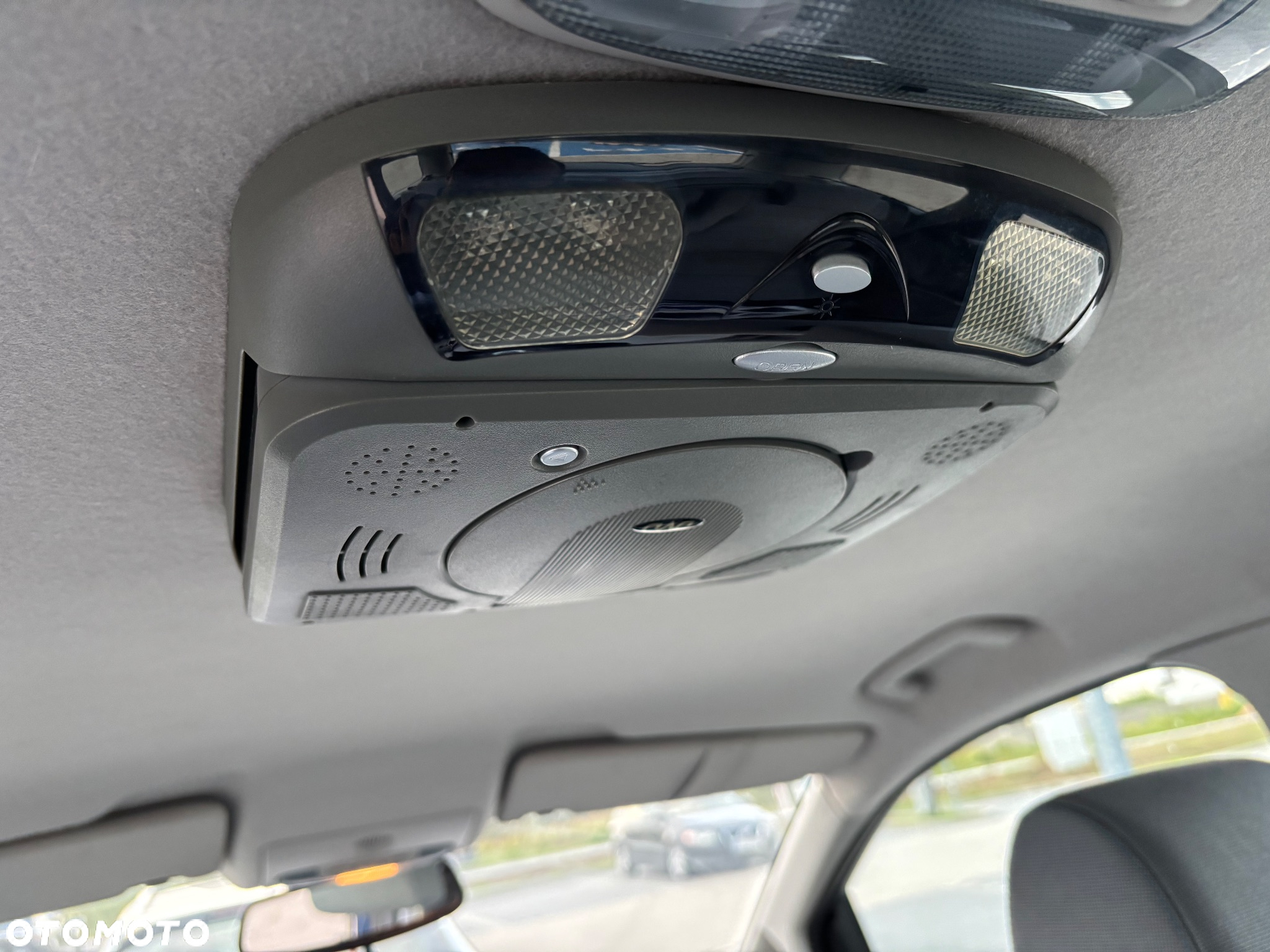 Ford C-MAX 1.8 Gold X - 19