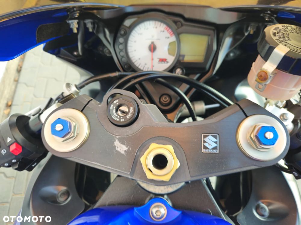 Suzuki GSX-R - 22
