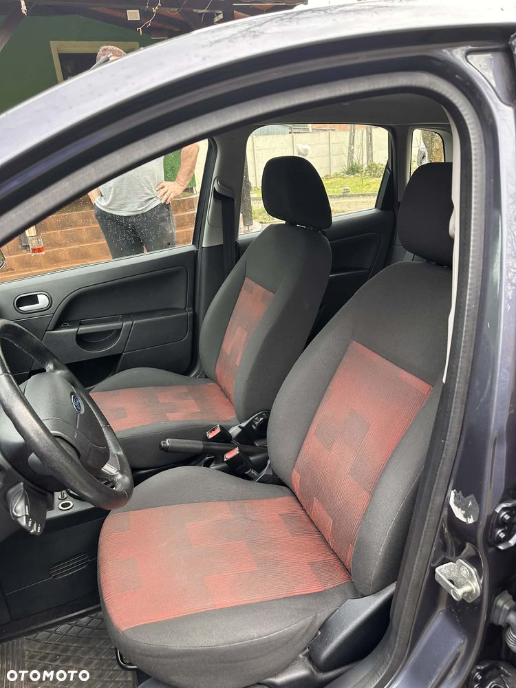 Ford Fiesta 1.25 Amber X - 10