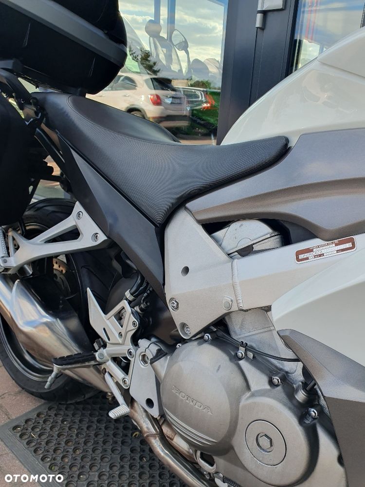 Honda VFR - 15