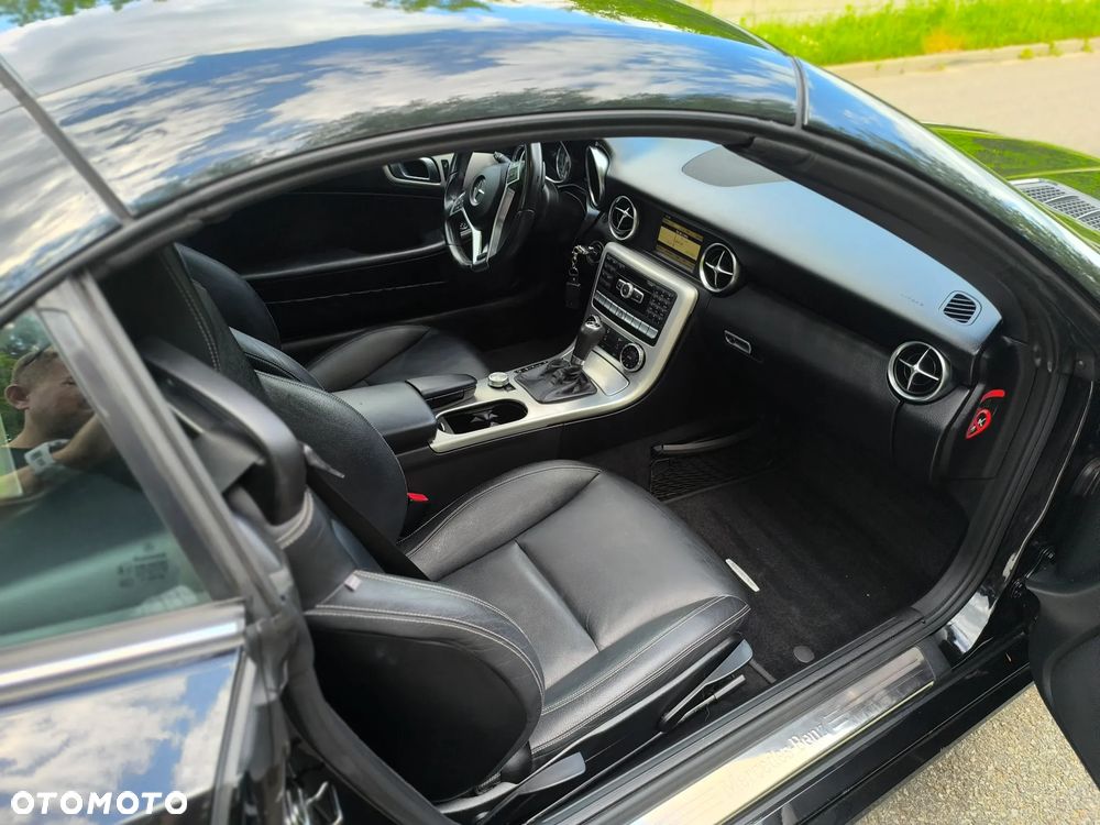 Mercedes-Benz SLK - 16