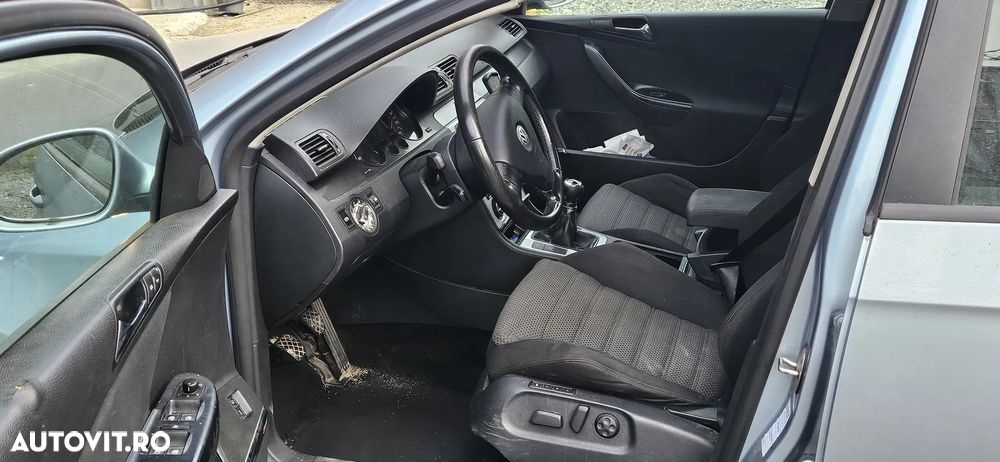 Volkswagen Passat 2.0 TDI Comfortline - 6