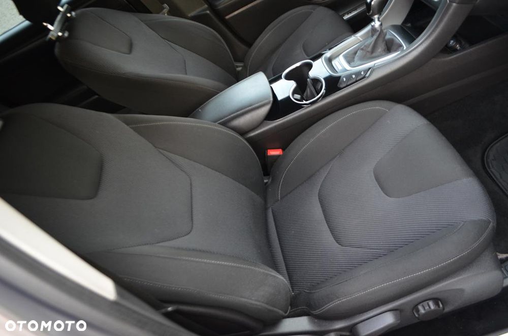 Ford Mondeo 1.6 TDCi Start-Stopp Titanium - 28