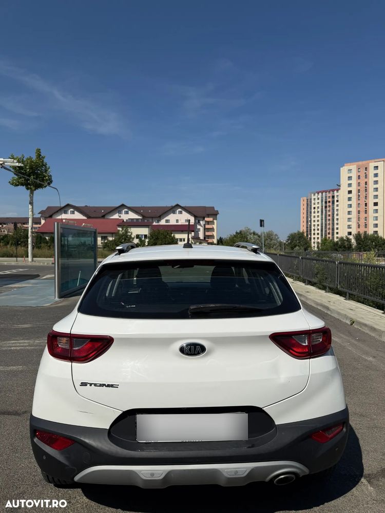 Kia Stonic - 3