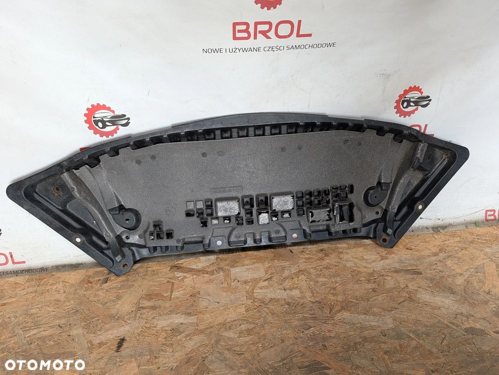 OSŁONA POD ZDERZAK MERCEDES C-KLASA W204  A2045240230 - 2