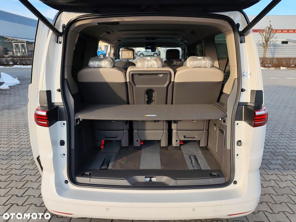 Volkswagen Multivan - 37