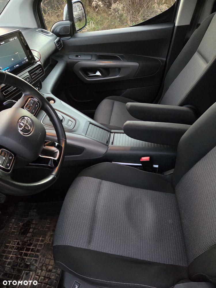 Toyota Proace City Verso 1.5 D-4D Business - 11