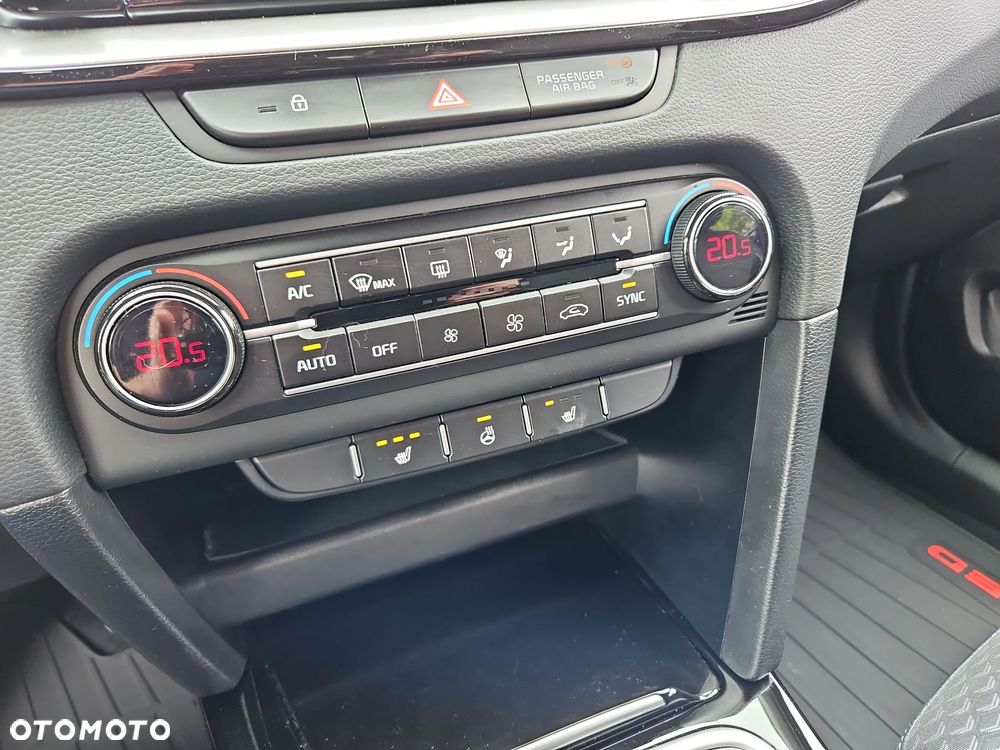 Kia Ceed 1.5 T-GDI Tribute DCT - 24