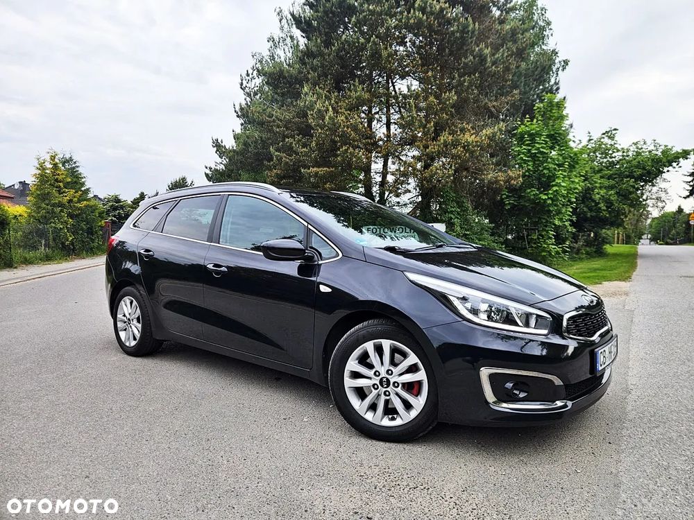 Kia Ceed 1.6 CRDi 136 ISG Spirit - 6