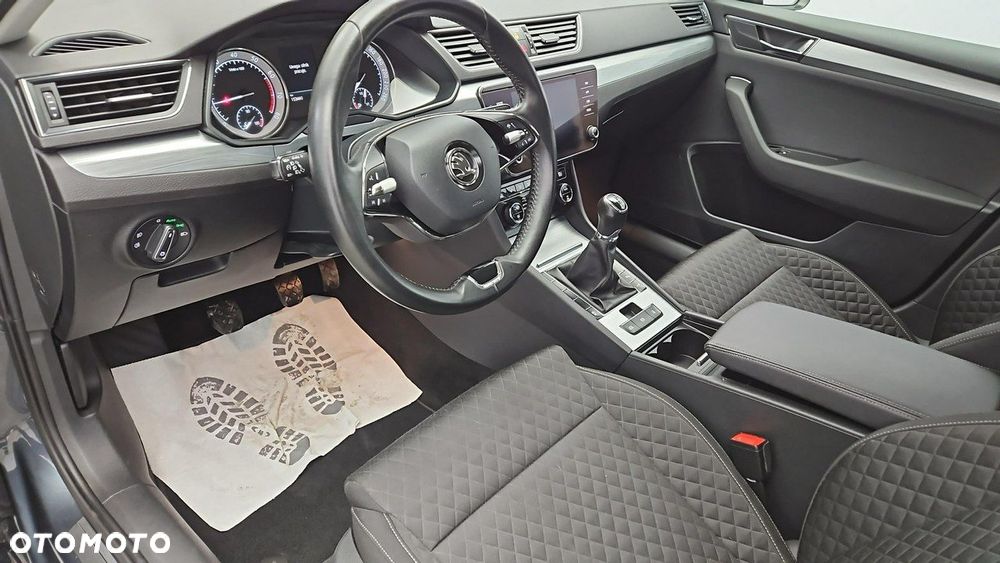 Skoda Superb 1.5 TSI Ambition - 9