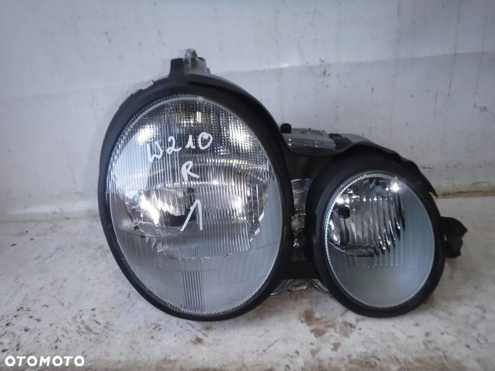 mercedes e klasa w210 95-99r  lampa przód prawa przednia nowa - 1