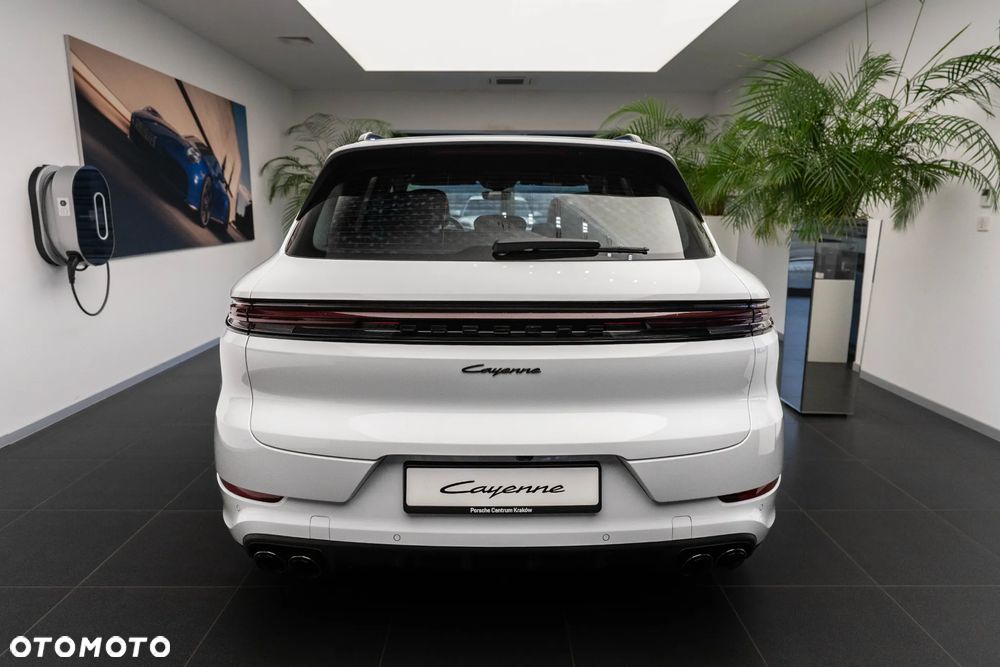 Porsche Cayenne - 5