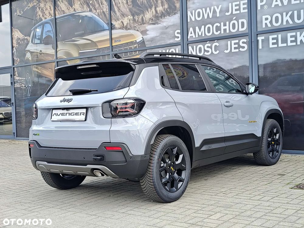 Jeep Avenger 1.2 T3 mHEV The North Face 4xe eDCT6 - 17