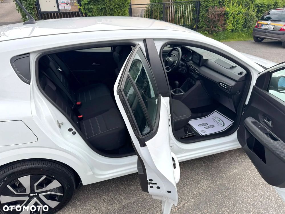 Dacia Sandero - 12