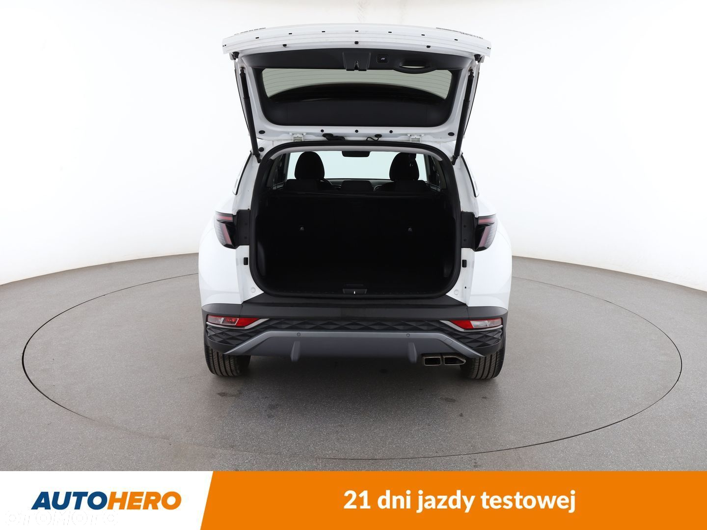 Hyundai Tucson 1.6 T-GDi HEV Smart 4WD - 16