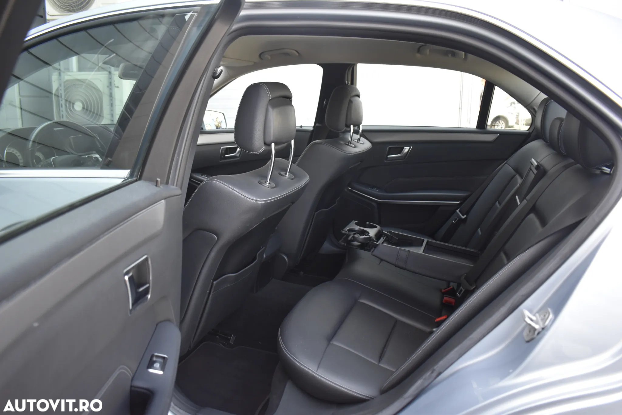 Mercedes-Benz E 250 CDI 4MATIC Aut. - 29