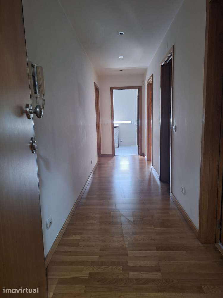 T1 para Arrendamento – Av. da Guarda Inglesa, Coimbra - Grande imagem: 2/13