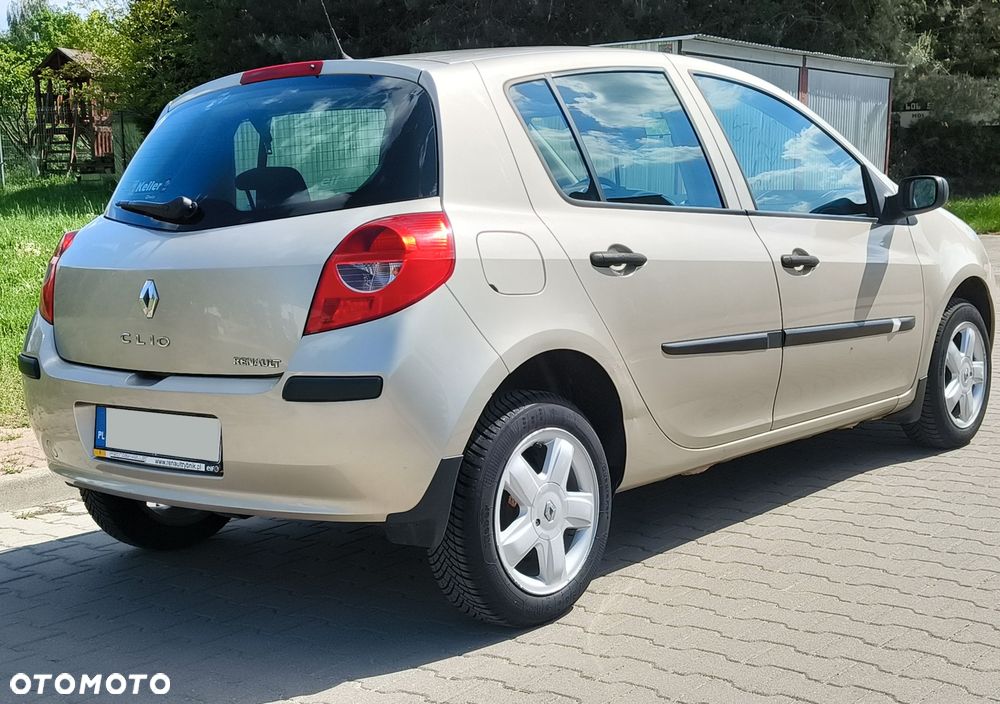 Renault Clio - 3
