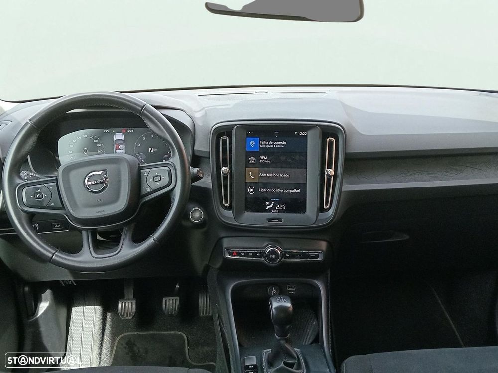 Volvo XC 40 1.5 T2 Momentum Core - 11