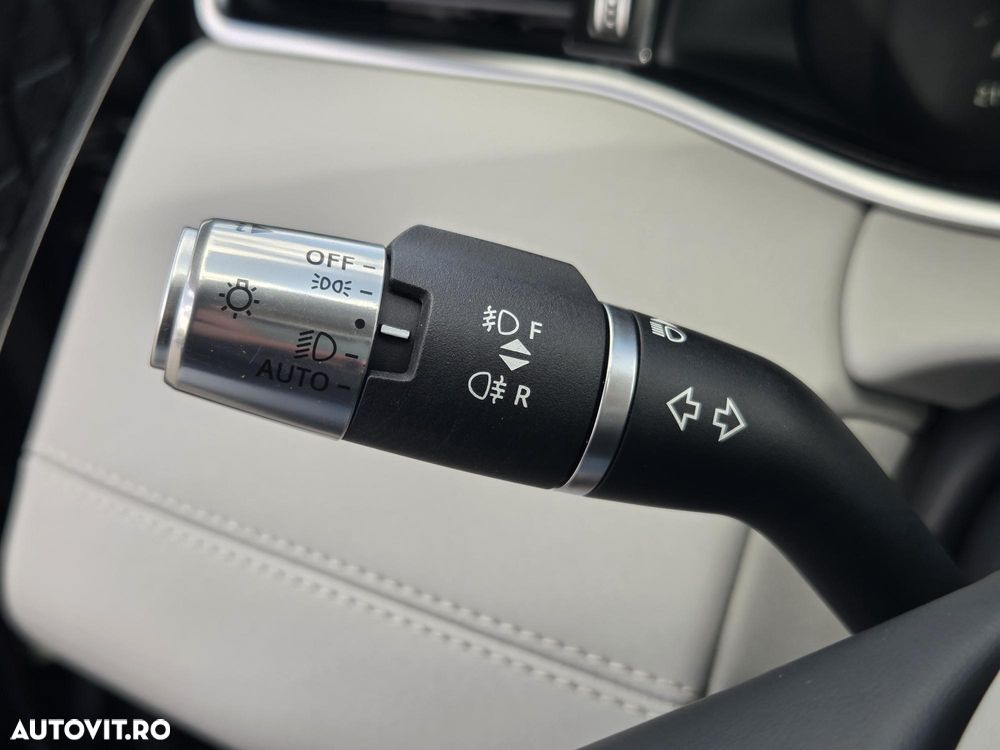 Land Rover Range Rover Evoque 2.0 D165 MHEV Dynamic SE - 37