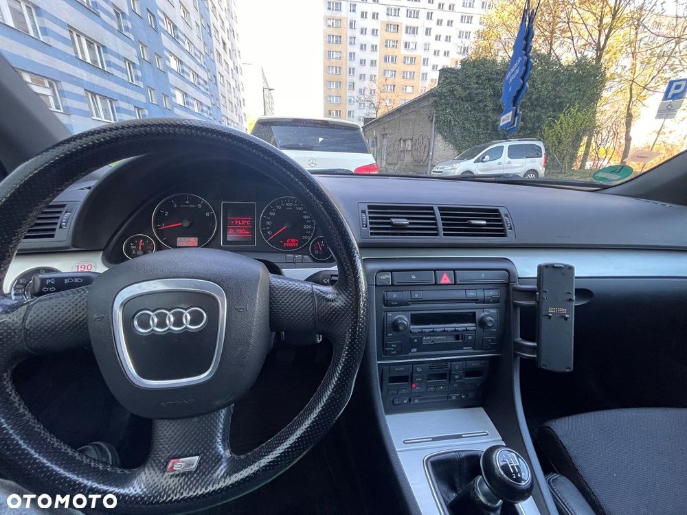 Audi A4 Avant 2 - 7