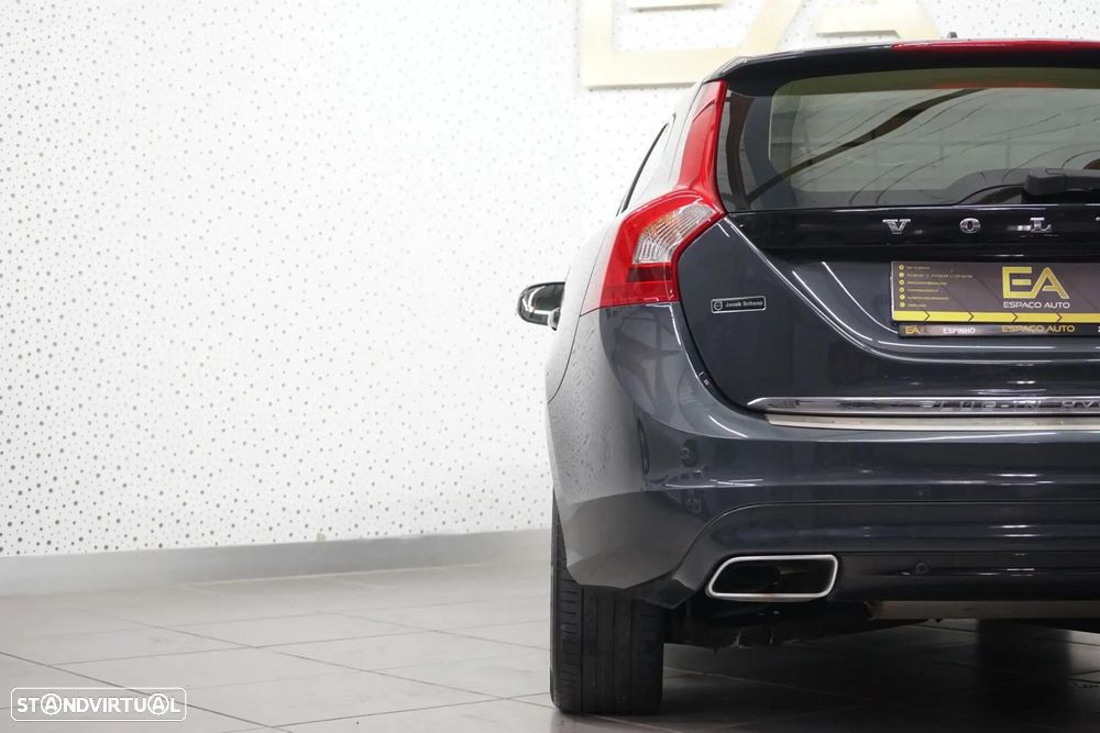 Volvo V60 2.4 D6 Summum AWD Phev - 41