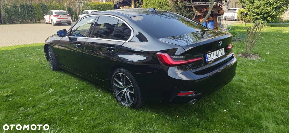 BMW Seria 3 318d Edition Luxury Line Purity - 9