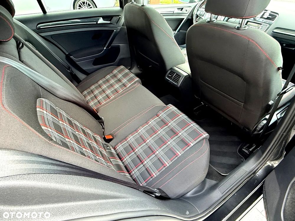 Volkswagen Golf GTI BlueMotion Technology - 34