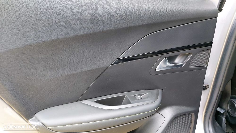 Peugeot e-2008 50 kWh GT Pack - 25