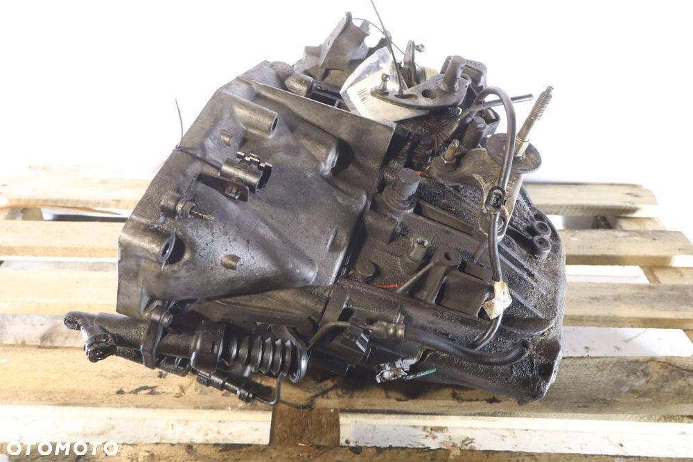 SKRZYNIA BIEGÓW 5 BIEGOWA CITROEN C4 I 2.0HDI 20MB01 - 3