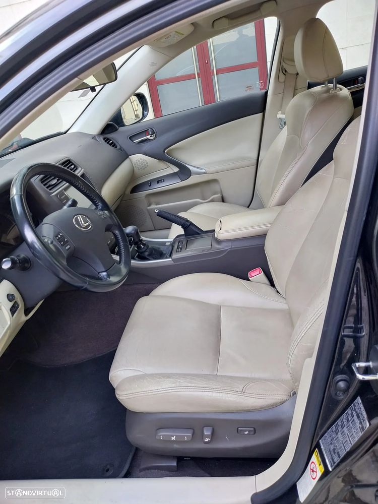 Lexus IS 220 - 9