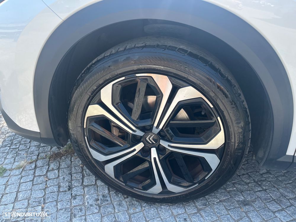 Citroën C5 X 1.2 PureTech Shine EAT8 - 19
