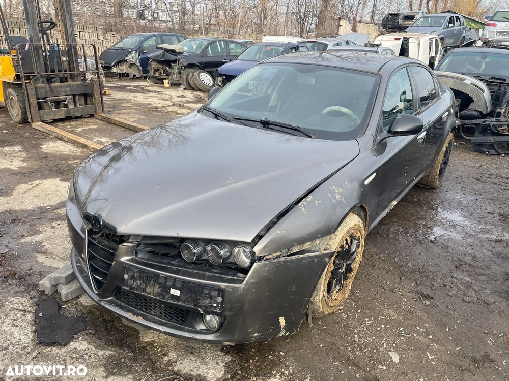 Dezmembrez Alfa Romeo 159 1.9 JTD - 1