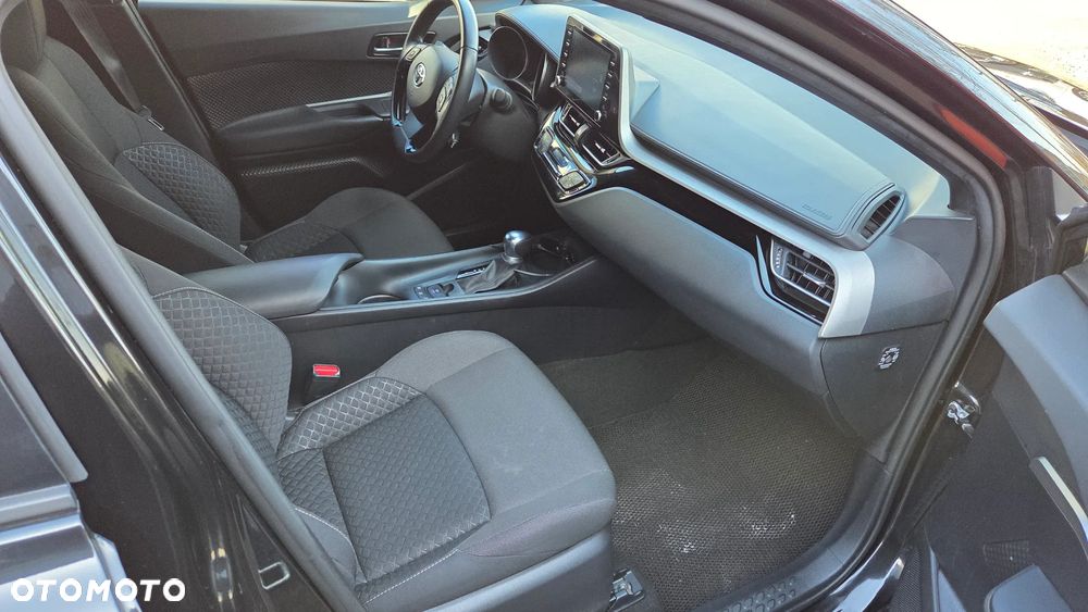 Toyota C-HR Business-Edition - 18