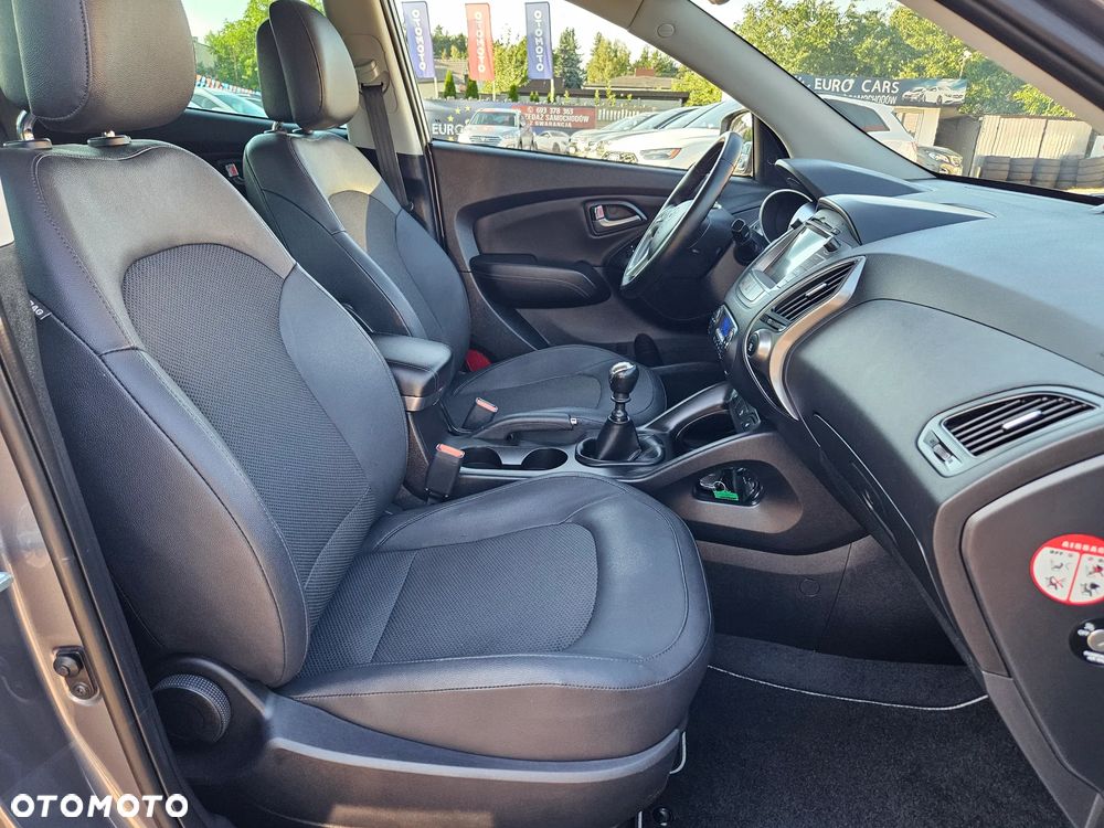 Hyundai ix35 1.6 GDI Premium 2WD - 19