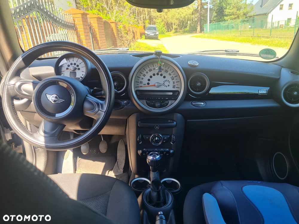 MINI ONE Standard - 6