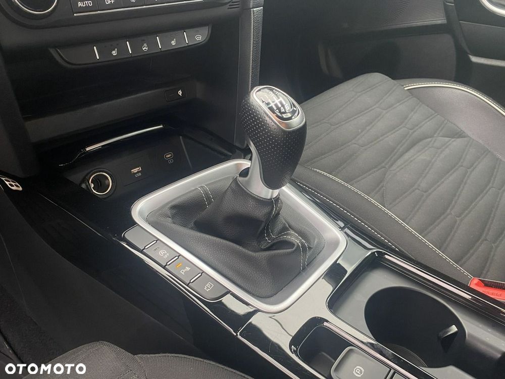 Kia ProCeed - 19
