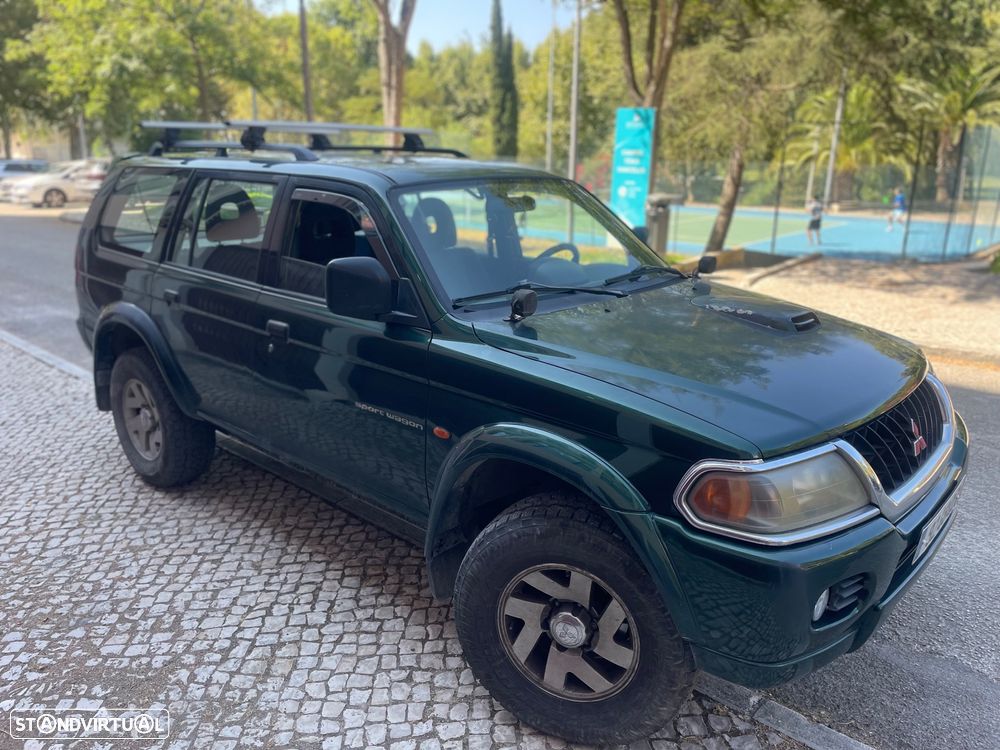 Mitsubishi Pajero Sport 2.5 TD GLS - 6