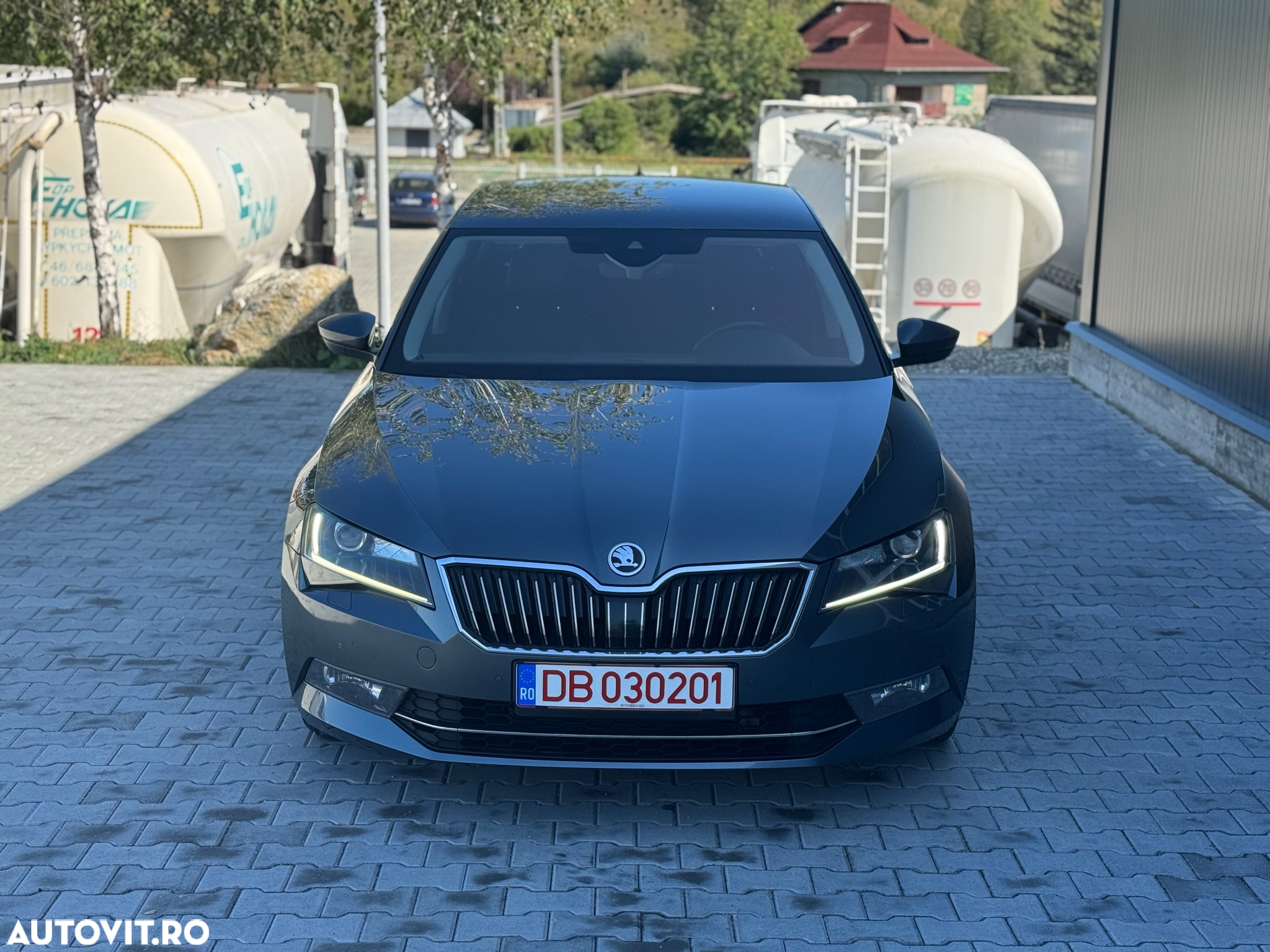 Skoda Superb 2.0 TDI DSG Style - 21